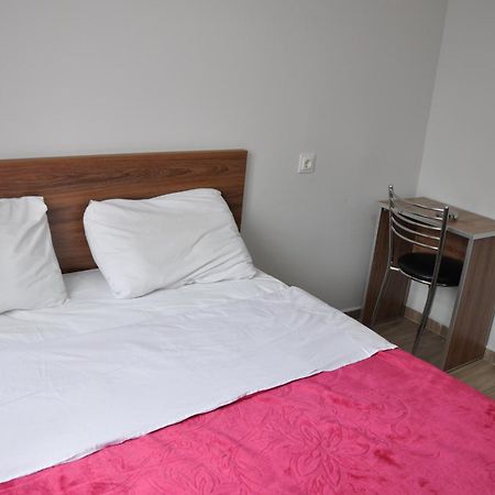 Hotel Altug Испарта Номер фото